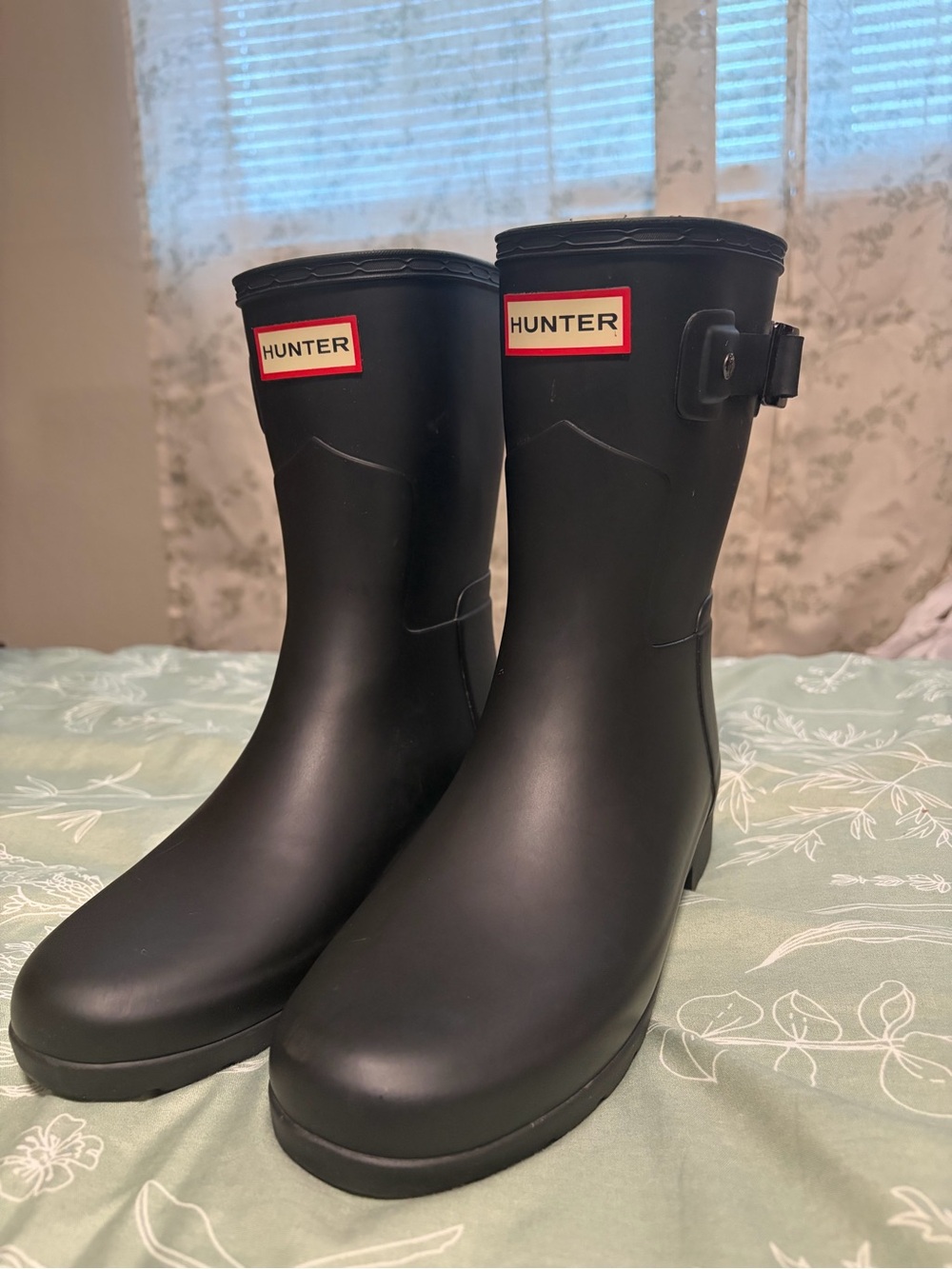 Hunter Matte Black Short Rain Boots with Red Logo